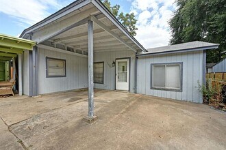 1706 Riverview St in Austin, TX - Building Photo - Building Photo