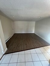 8 Carriage Hill Rd in Amesbury, MA - Building Photo - Building Photo