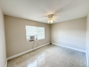 2506 Ave F in Fort Pierce, FL - Building Photo - Building Photo