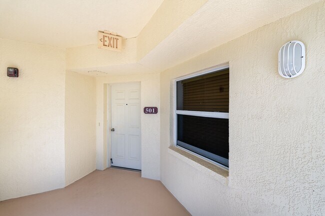8871 Lake Dr-Unit -SLKG501 in Cape Canaveral, FL - Building Photo - Building Photo