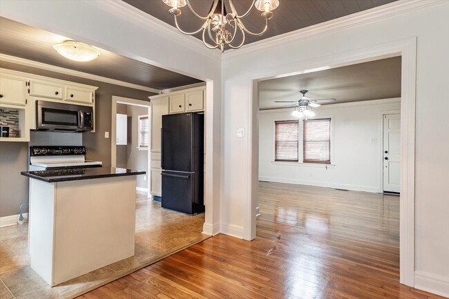 1707 West Ave in Columbia, TN - Building Photo - Building Photo