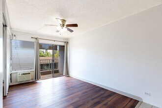 1459 Pele St in Honolulu, HI - Building Photo - Building Photo