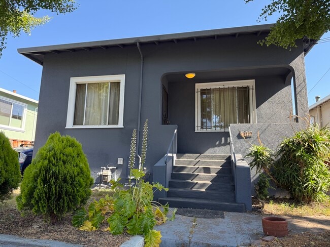 property at 1114 Derby St