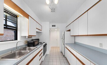 313 McFadden Dr, Unit A in Brownsville, TX - Foto de edificio - Building Photo