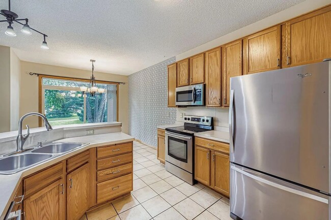 15113 Cimarron Way in Rosemount, MN - Building Photo - Building Photo