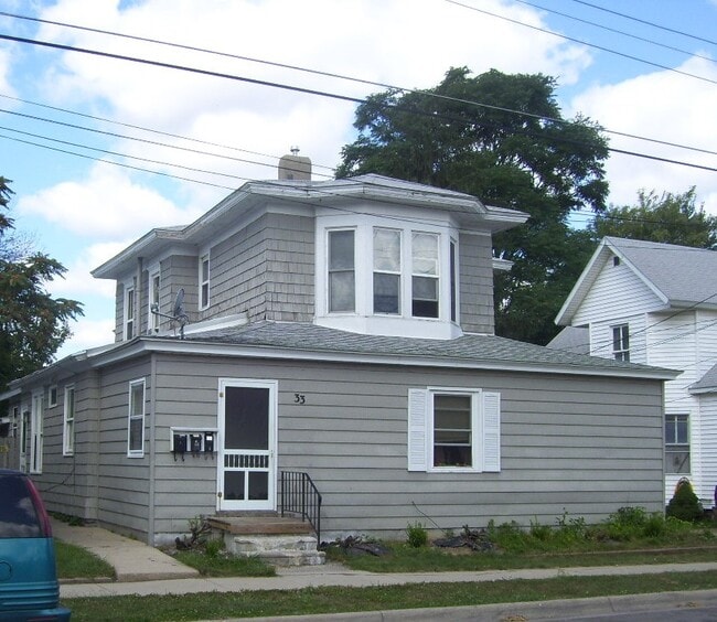 property at 33 Harvard St