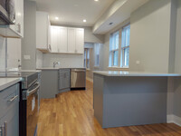 4450 N Sheridan Rd, Unit 2 in Chicago, IL - Building Photo - Building Photo