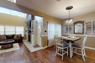 Adorable 3 Bed Townhome Pre-Leasing July 2026! in Bryan, TX - Building Photo - Building Photo