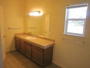 1761 Sheppard Rees Rd in Kerrville, TX - Building Photo - Building Photo