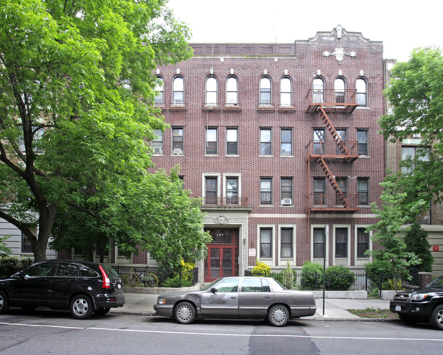 417 St Johns Place in Brooklyn, NY - Foto de edificio