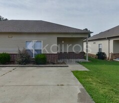 10101 W 20th St in Little Rock, AR - Building Photo