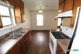 602 N 21st St in Copperas Cove, TX - Building Photo - Building Photo
