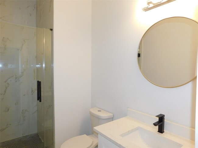 property at 7002 S Hall St