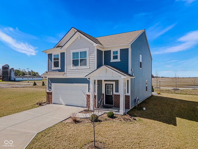 144 Bluestem Ln in New Whiteland, IN - Building Photo - Building Photo