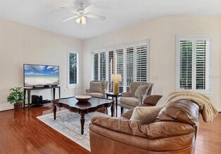 5425 46th Ct W in Bradenton, FL - Building Photo - Building Photo