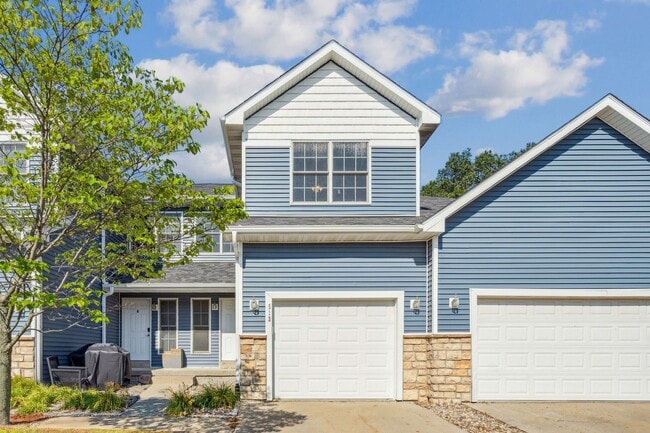 property at 513 E 4th St