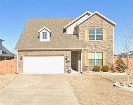 property at 3702 SW Mistletoe Ave