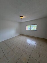 5955 NW 20th St in Lauderhill, FL - Building Photo - Building Photo
