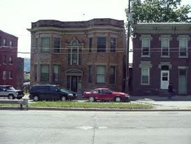 823-825 Market St Apartments