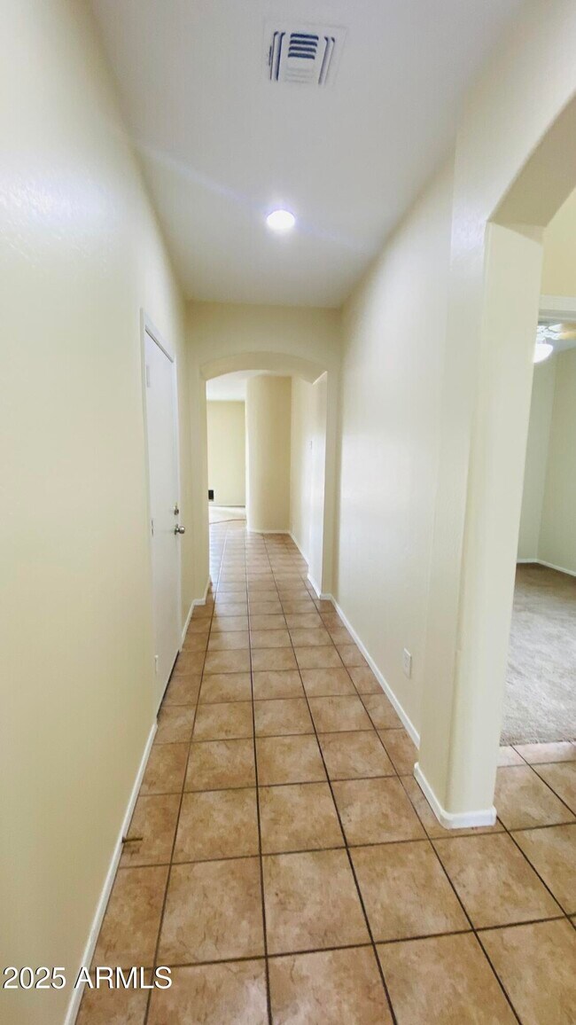 17964 N 170th Ln in Surprise, AZ - Building Photo - Building Photo