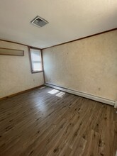 1613 E Michigan Ave, Unit 1 in Kalamazoo, MI - Building Photo - Building Photo