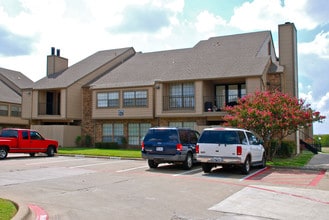 The Cedars Apartment in Mesquite, TX - Building Photo - Building Photo