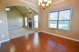 1450 Cobra Ln in Clarksville, TN - Building Photo - Building Photo