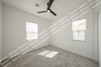 3812 E Bartlett Way in Chandler, AZ - Building Photo - Building Photo