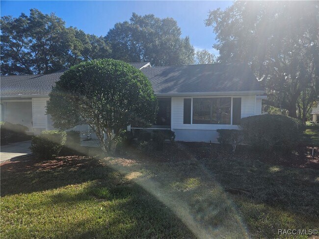 2320 N Hendry Point in Hernando, FL - Building Photo - Building Photo