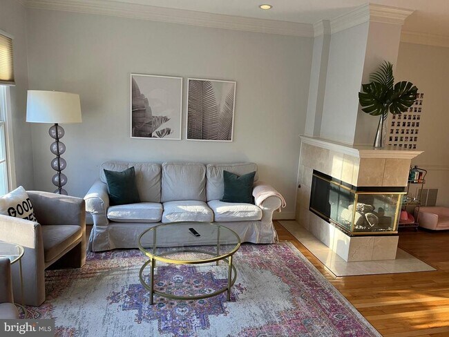 1125 N Utah St in Arlington, VA - Building Photo - Building Photo