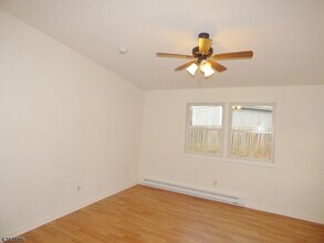 8 N Glen Ave in Mount Arlington, NJ - Building Photo - Building Photo