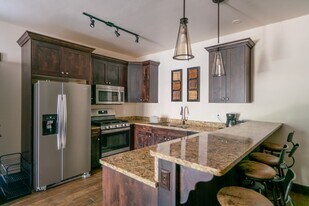 5461 Luge Ln in Park City, UT - Building Photo