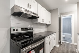 Concord Hills Apartments in Hartford, CT - Building Photo - Interior Photo