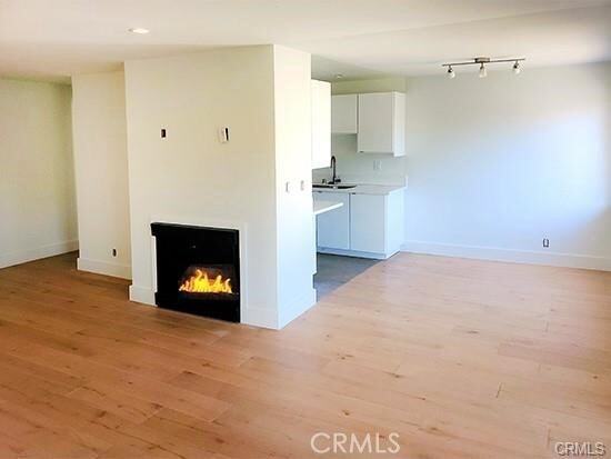 811 6th St, Unit 208 in Santa Monica, CA - Building Photo - Building Photo