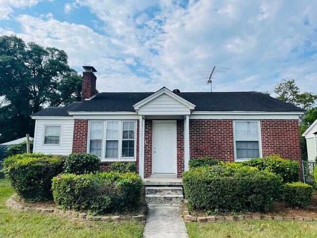 1220 Hamrick St in Columbia, SC - Building Photo - Building Photo