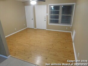 205 Aviation Ave in Schertz, TX - Building Photo - Building Photo