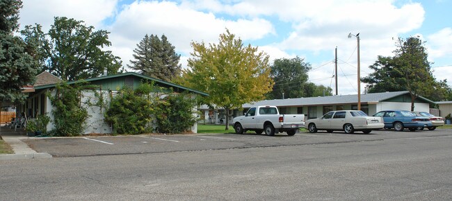 1224 10th Ave S in Nampa, ID - Building Photo - Building Photo