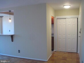 1210 N Taft St in Arlington, VA - Building Photo - Building Photo