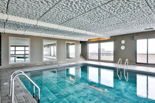 Place Samuel de Champlain