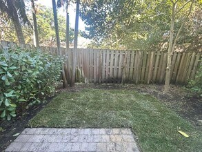 6501 N Anise Ct in Davie, FL - Foto de edificio - Building Photo