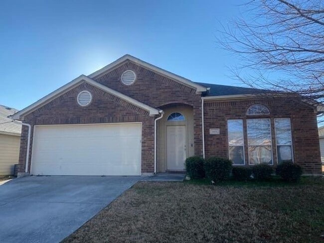 14212 Cedar Post Dr in Haslet, TX - Foto de edificio - Building Photo