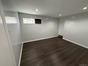179-11 Eveleth Rd in Queens, NY - Building Photo - Building Photo