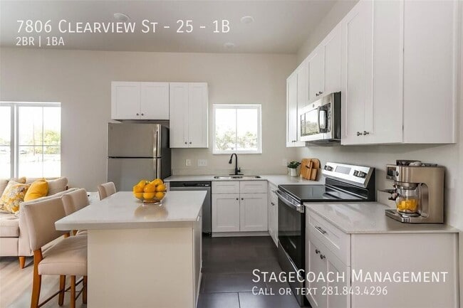 7806 Clearview St in Houston, TX - Building Photo - Building Photo