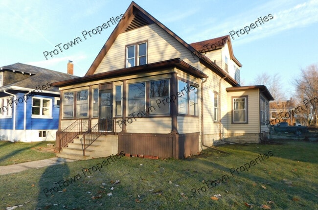 property at 807 Glenwood Ave