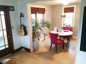 N53W34396-W34396 Rd Q in Okauchee Lake, WI - Building Photo