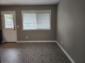 2505-2511 Yew St in Bellingham, WA - Building Photo - Building Photo