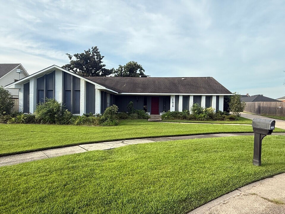 11912 Lake Lery Ave in Baton Rouge, LA - Building Photo