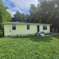 3706 Wilbanks Dr in Huntsville, AL - Building Photo