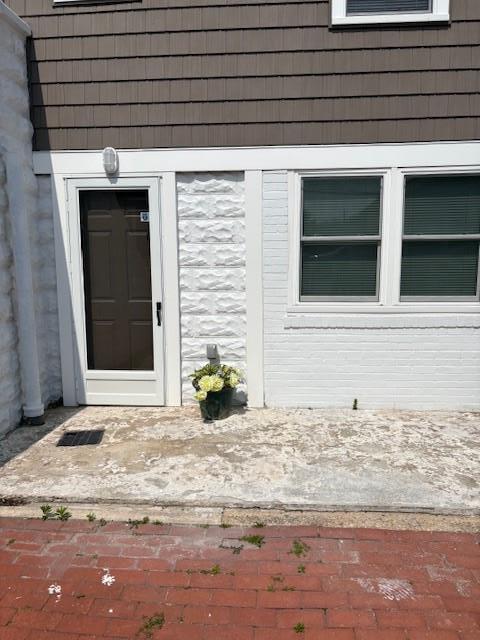 property at 5 Greenwich Ave