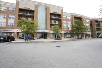 Tinley Pointe in Tinley Park, IL - Building Photo - Building Photo